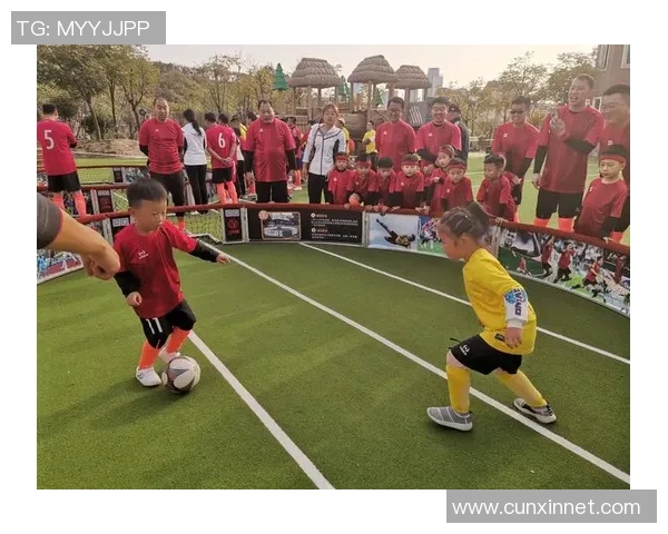 玖隆足球引领新潮流助力青少年成长与梦想实现